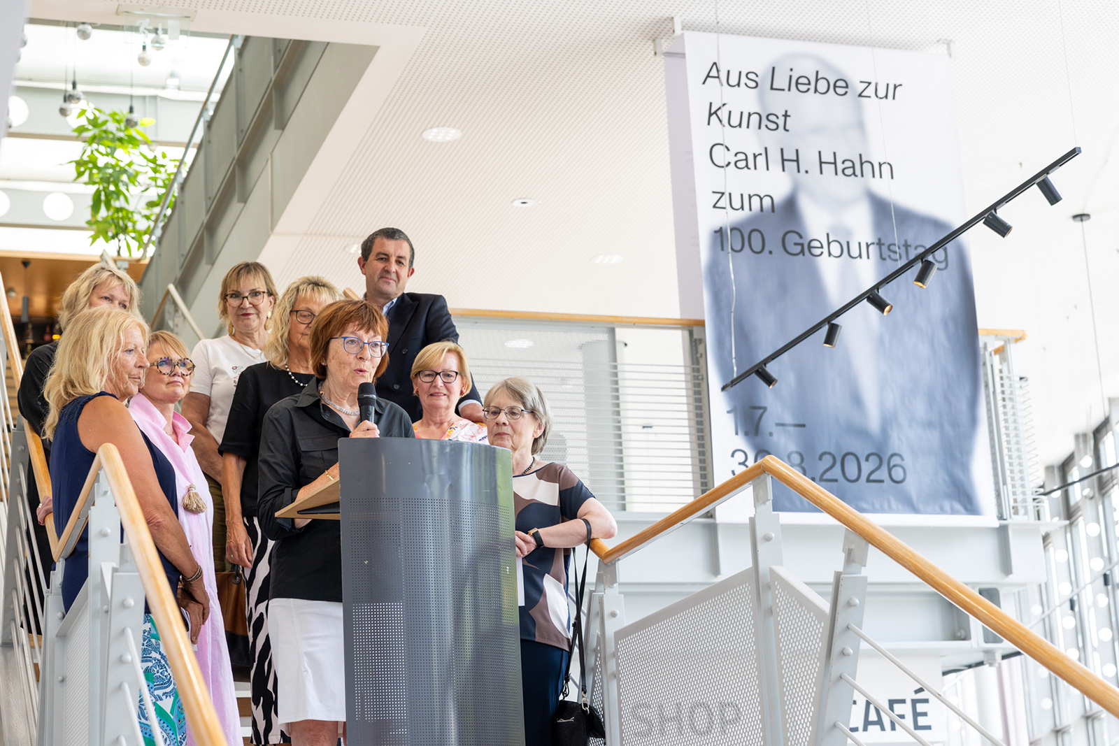 Ehemalige MitarbeiterInnen von Carl H. Hahn
